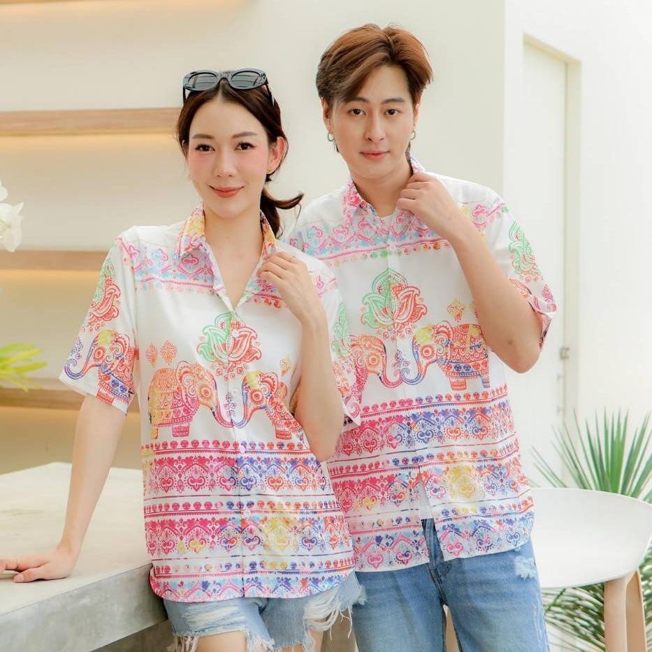 HD025เสื้อฮาวายลายใหม่2026  คลาสสิคThailandทรงวัยรุ่น หญิงชายใส่ได้ ผ้าโพลีพรีเมี่ยมไซส์38-56นิ้ว งานปัาย ลายคมชัด *1ตัว ราคา ถูกที่สุด ดีลบีเคเค แกลเลอรีภาพที่ 3