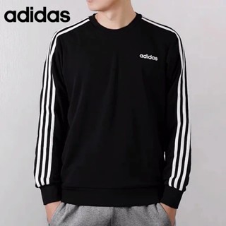 Adidas ของแท้ 100% เสื้อกันหนาวลําลอง แบบสวมหัว ทรงหลวม ลายทาง สีดํา คลาสสิก แฟชั่น สําหรับผู้ชาย DQ3083