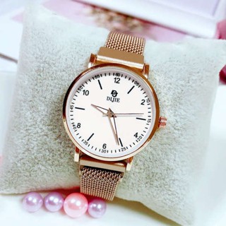 นาฬิกาดิจิตอล นาฬิกาข้อมือผู้หญิง Watch Ladys Korean Edition Simple Fashion Trend Temperament INS Electronic Mechanical Quartz Watch Junior High School Student Womens Watch