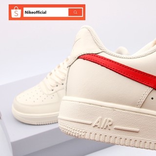 Nike Air Force 1 AF1 ผ้าใบลำลองสีขาวน้ำนมสีแดงของแท้ 100% สำหรับผู้ชายและผู้หญิง รองเท้า Hot sales