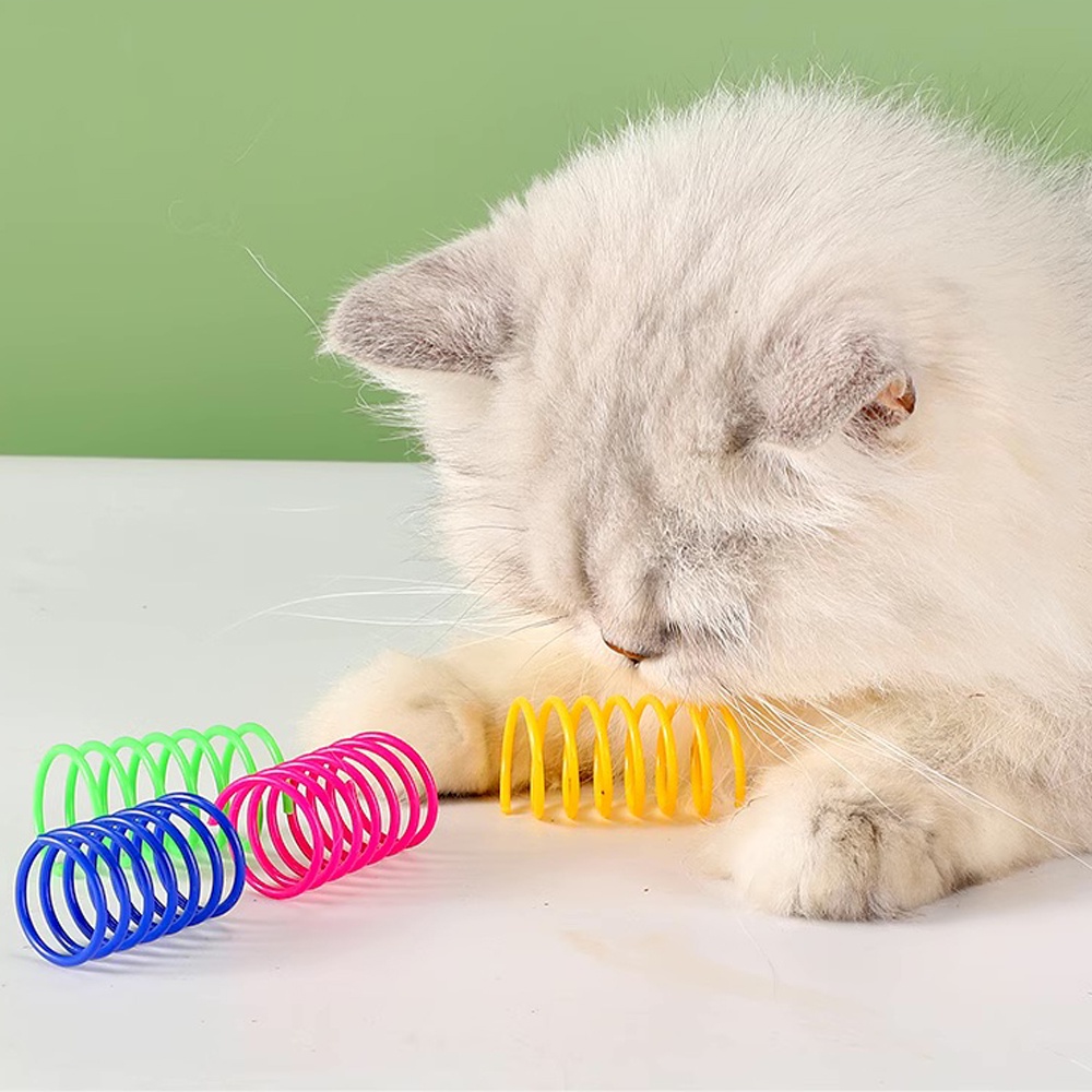  【1 แพ็ค = 4 ชิ้น】  ของเล่นสปริงพลาสติกสีสันสดใส ของเล่นแมว ทนต่อการสึกหรอ ทนต่อการกัด