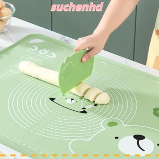 Suchenhd ที่ขูดแป้ง อเนกประสงค์ ไม่ติดผิว ที่ขูดแป้งโดว์น่ารัก พลาสติก สีเขียว เครื่องตัดครัว