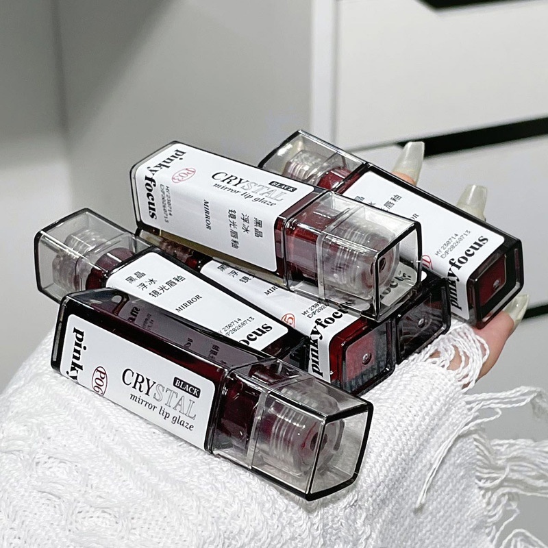 Pinkyfocus ลิปสติก ลิปกลอส เคลือบริมฝีปาก สีนู้ด ให้ความชุ่มชื้น ติดทนนาน