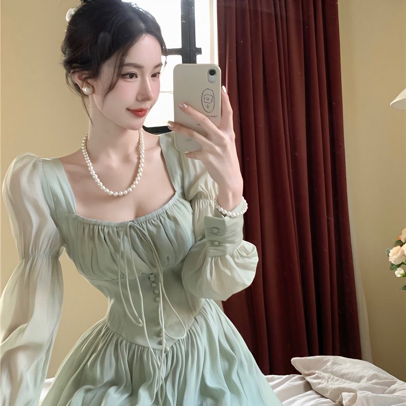 พร้อมส่ง XL ขนาดใหญ่สไตล์วันหยุดชายทะเลริมทะเล คอสี่เหลี่ยมเล็กสด แขนยาว เอวสีเขียว/ชมพู เดรสชีฟ