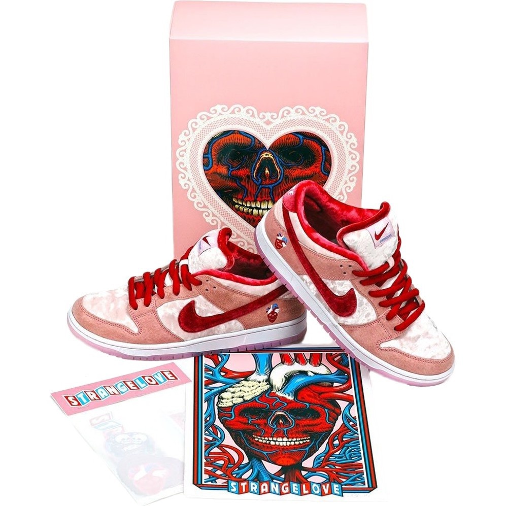 NIKE DUNK SB LOW X STRANGELOVE Valentine's Day Fluff Pink CT2552-800 Men Women