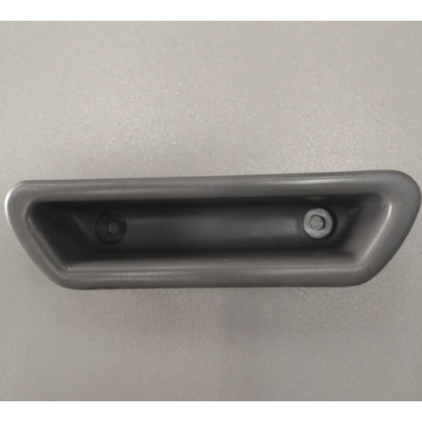 JKT AWH เบ้าดึงประตู ยี่ห้อ  สำหรับรถ ISUZU TFR มังกรทอง (1ชิ้น) อะไหล่รถยนต์