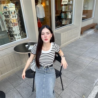 Aurora 🛒พร้อมส่ง🚚 (88618) เสื้อไหมพรมแขนสั้น คอกลม เสื้อยืดไหมพรม ลายทาง ดีเทลลายทางคิ้วๆ เสื้อยืดแขนสั้นผู้หญิง ส่งไว