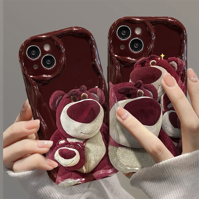 เคส iphone hone 11 12 13 14 15 plus Pro Max iphoneX Xr Xs Max 7 8 6s plus ของเล่นสตรอเบอร์รี่หมีเลนส์ทนทานเต็มแพคเกจซิลิโคนอ่อนนุ่มเคสโทรศัพท์