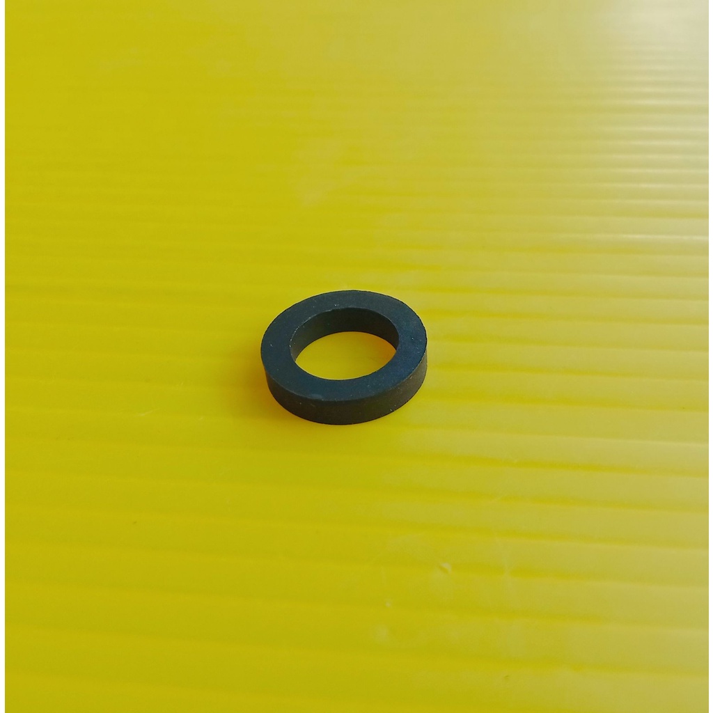 18365-K40-F00แหวนยางรองน๊อตยึดปลายท่อท่อไอเสียแท้HONDA PCX150 ปี2018-2020,PCX160ปี2021-2024/1ชิ้น