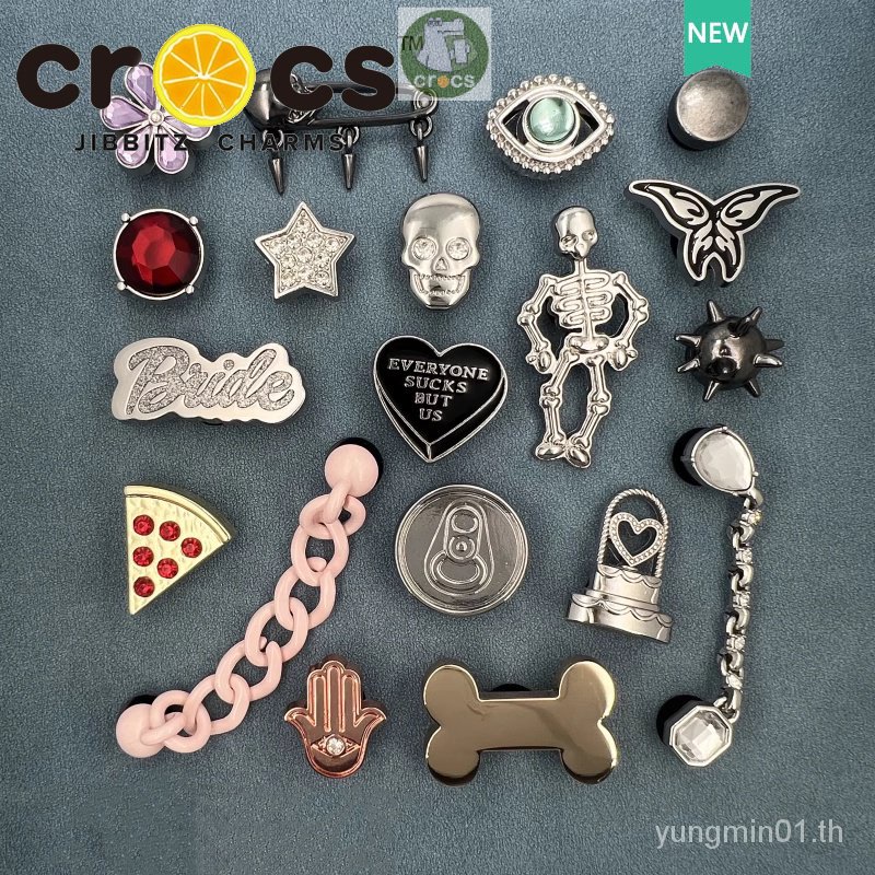 Crocs jibbitz Charms ใหม่ บักเกิลรูรองเท้า โลหะ DIY อุปกรณ์เสริม สําหรับตกแต่งรองเท้า 2023