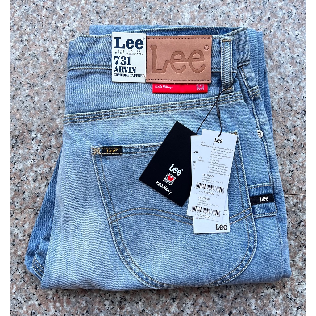 LEE ยีนส์ชาย สียีนส์ฟอกอ่อน ทรงสลิมเข้ารูป เป้าซิป ไม่ยืด ของแท้จากSHOP