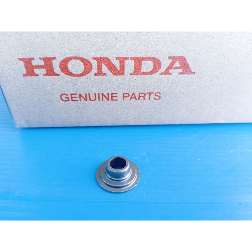 14771-KM3-000แผ่นรองสปริงวาล์วตัวบนแท้HONDA SONIC 125 อะไหล่แท้ศูนย์HONDA(14771-KM3-000)1ชิ้น