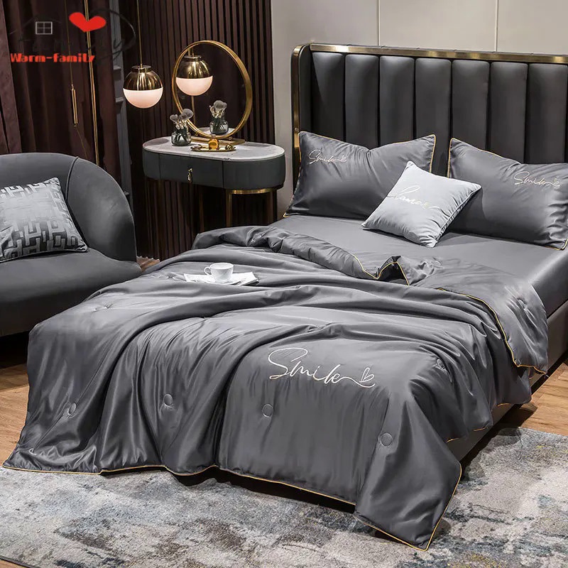 Quilt Summer Ice Silk Cool Thin Air-conditioning Quilts Soft Embroidery Breathable Hotel Nap Blanket