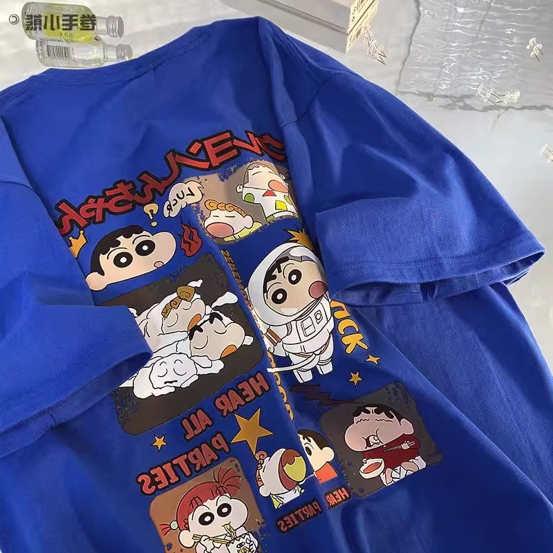 COD M-8XL เสื้อยืดคอกลม แขนสั้น เสื้อยืดคอกลม สไตล์เกาหลี พิมพ์ลายการ์ตูน Crayon Xiaoxin สําหรับผู้ชาย และผู้หญิง