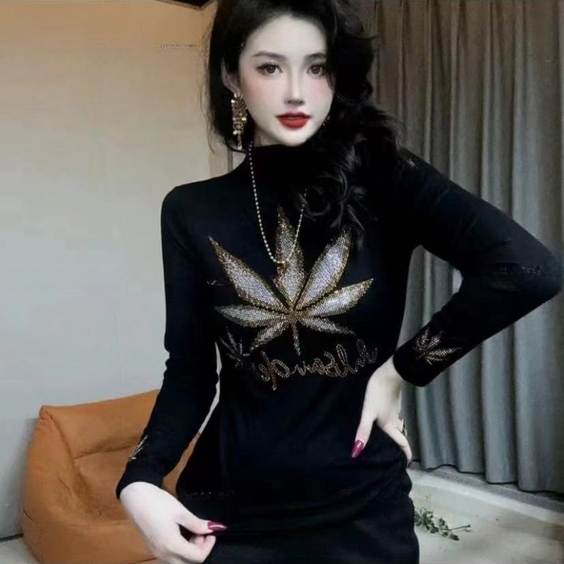 เสื้อยืดสีดําแฟชั่นและอเนกประสงค์ Slim Fit แขนยาว Hot Diamond Top
