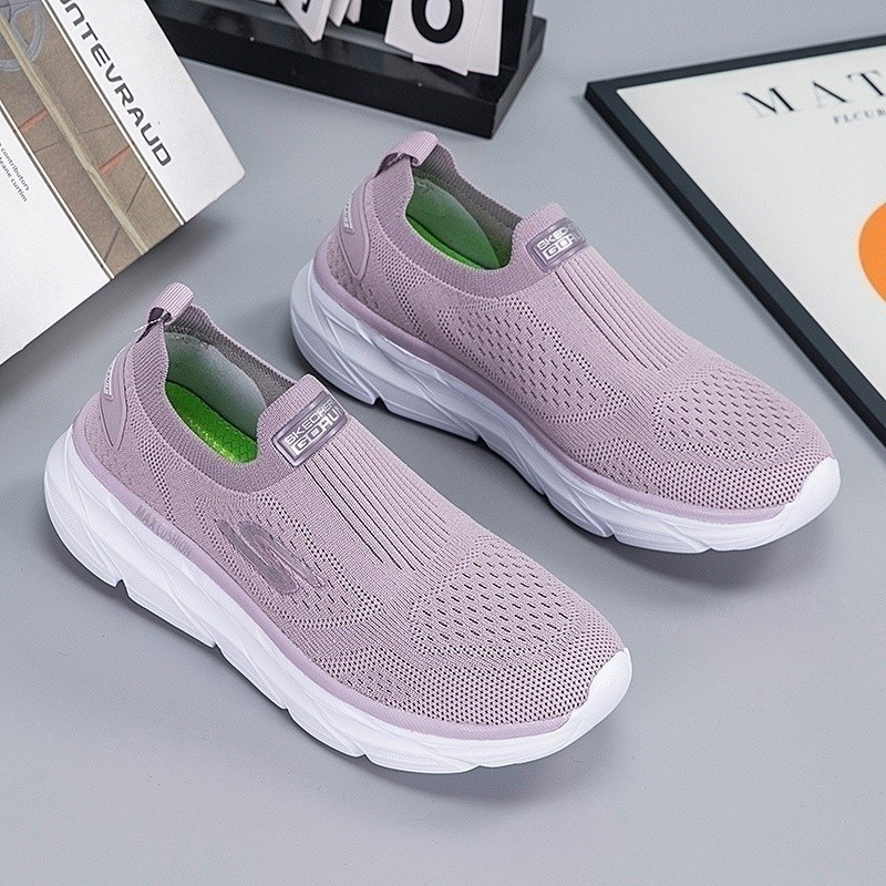 จัดส่งด่วน Skechers_Max Cushion Summer Slip On รองเท้าผ้าใบผู้หญิง รองเท้ากีฬา รองเท้าผ้าใบผู้หญิง NESQ CE99 QX0D REWM G9WV