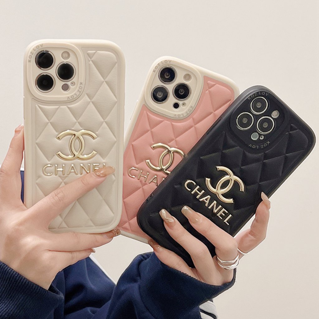 เคสโทรศัพท์มือถือ กันกระแทก แต่งรูกลวง แฟชั่นหรูหรา สําหรับ iPhone 11 12 13 14 15 Pro Max 15 Plus