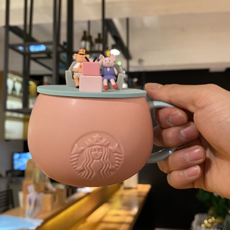 แก้ว Starbucks Mug Classic Pink Piggy Mug แก้วเซรามิคหญิงรุ่น Limited Edition ครอบครัวหมูน้อยน่ารัก มีฝาปิด ของขวัญปีใหม