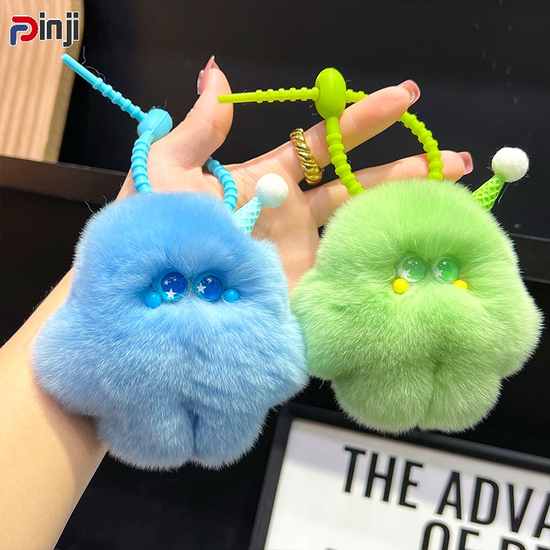 พวงกุญแจ จี้ตุ๊กตาน่ารัก แบบสร้างสรรค์ เหมาะกับของขวัญ สําหรับห้อยกระเป๋า กุญแจรถยนต์ นักเรียน