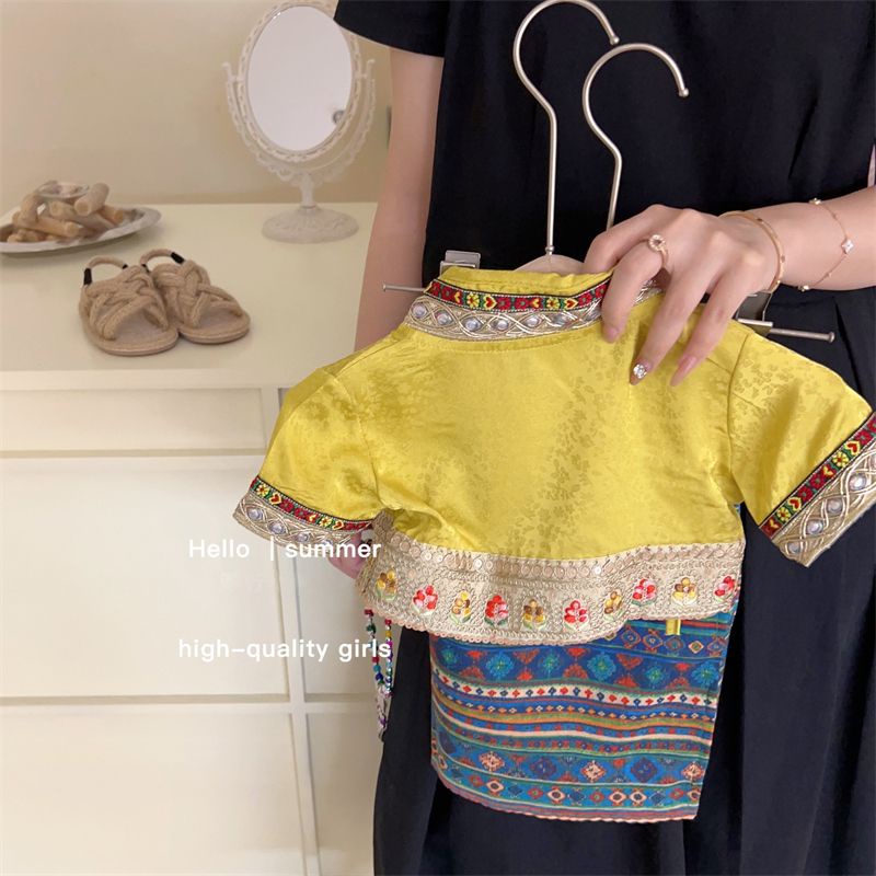 ชุดเสื้อผ้าแขนสั้น สองชิ้น แฟชั่นฤดูร้อน สไตล์ไทย สําหรับเด็กผู้หญิง - รูปที่ 2