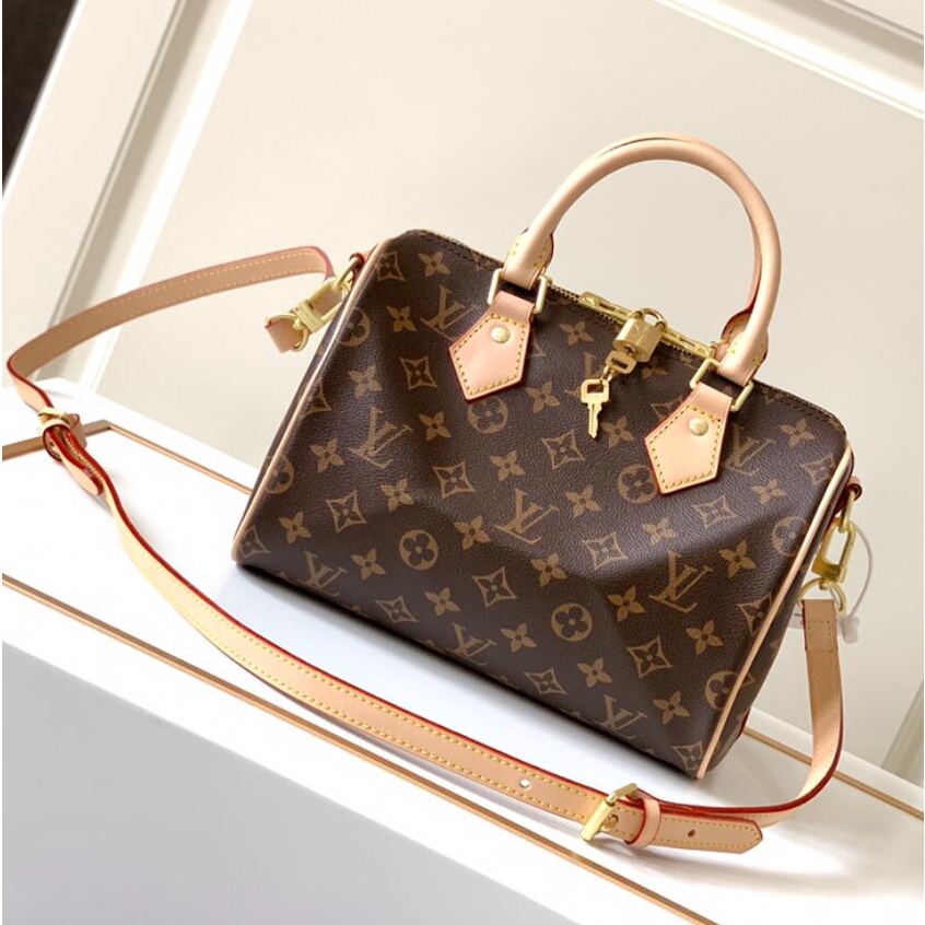 พร้อมส่ง 100% ใหม่ L0uis Vuitt0n กระเป๋าถือ Speedy Series Cross Body กระเป๋าเดินทางผู้หญิงกระเป๋าหนังแท้แฟชั่น Monogram กระเป๋าสะพาย M40390 ขนาด:25x19x15 ซม.