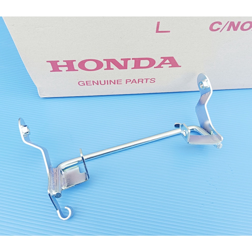 64410-KFM-900ขายึดบังลมล่างHONDA C100P อะไหล่แท้ศูนย์HONDA()1ชิ้น อะไหล่แท้ HONDA