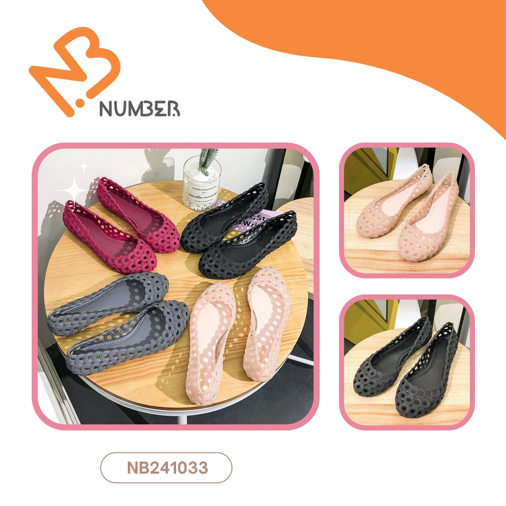 รองเท้าคัชชูยาง แต่งลายฉลุกลม ทรงเท้าเรียวสวย มี 3 สี ไซส์ 36-40