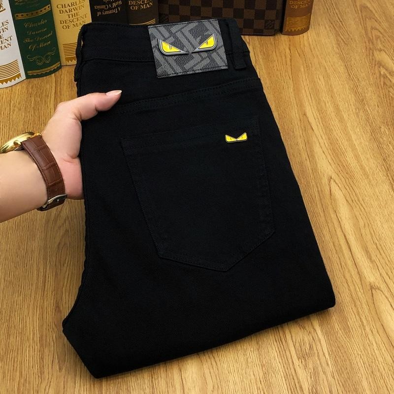 สถานียุโรปฤดูใบไม้ร่วงฤดูหนาวกางเกงยีนส์สีดําผู้ชายปัก High-End Street สวมใส่หรูหรา Casual All-Match Sli