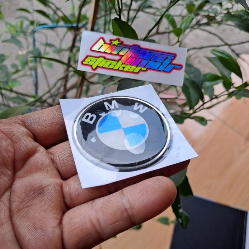 สติ๊กเกอร์ RAISED โลโก้ BMW 3D