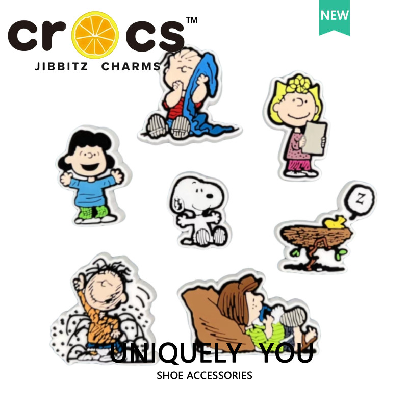 jibbitz crocs แท้ หัวเข็มขัดรองเท้า ลายการ์ตูน Snoopy น่ารัก อุปกรณ์เสริมรองเท้า