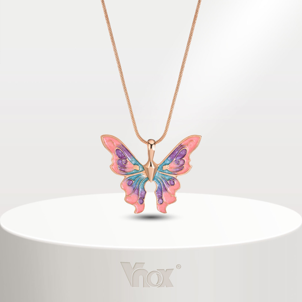 Vnox สร้อยคอโซ่ ทอง 18K จี้ผีเสื้อ สีชมพู สีฟ้า เครื่องประดับแฟชั่น สําหรับผู้หญิง