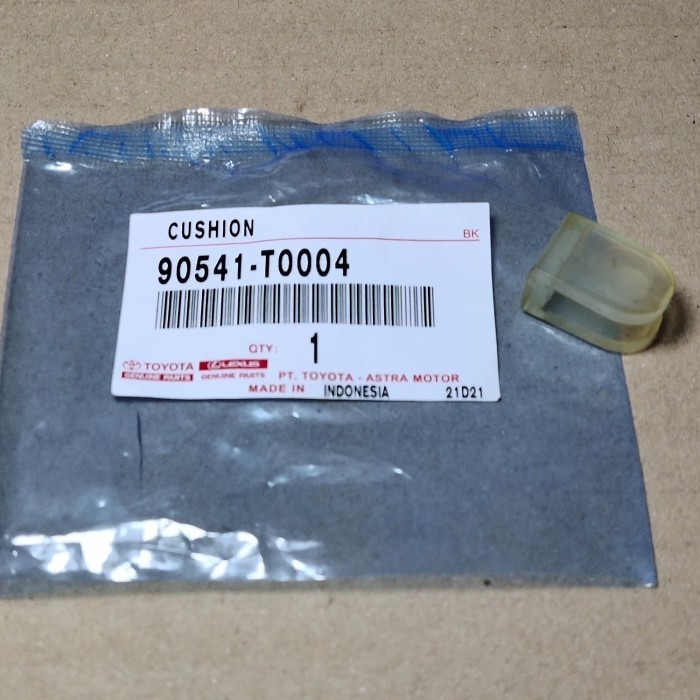 ยางเหยียบคลัตช์ Innova Altis Fortuner ของแท้ 90541-T0004