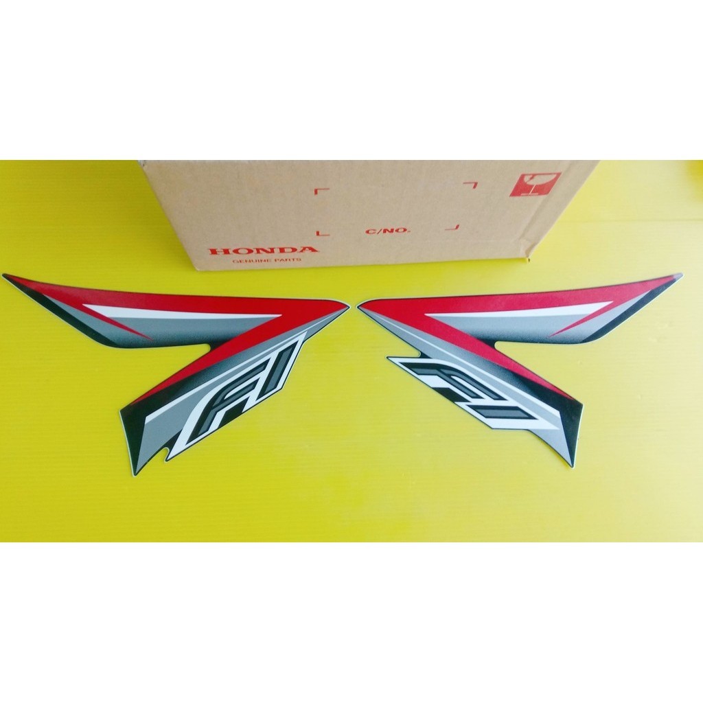 86641-K58-T80ZF/86642-K58-T80ZFสติ๊กเกอร์ติดบังลมหน้าซ้ายขวาแท้HONDA Wave110iปี2017-2018 ล้อแม็ก รถสีดำ-แดง()รวม2ชิ้น