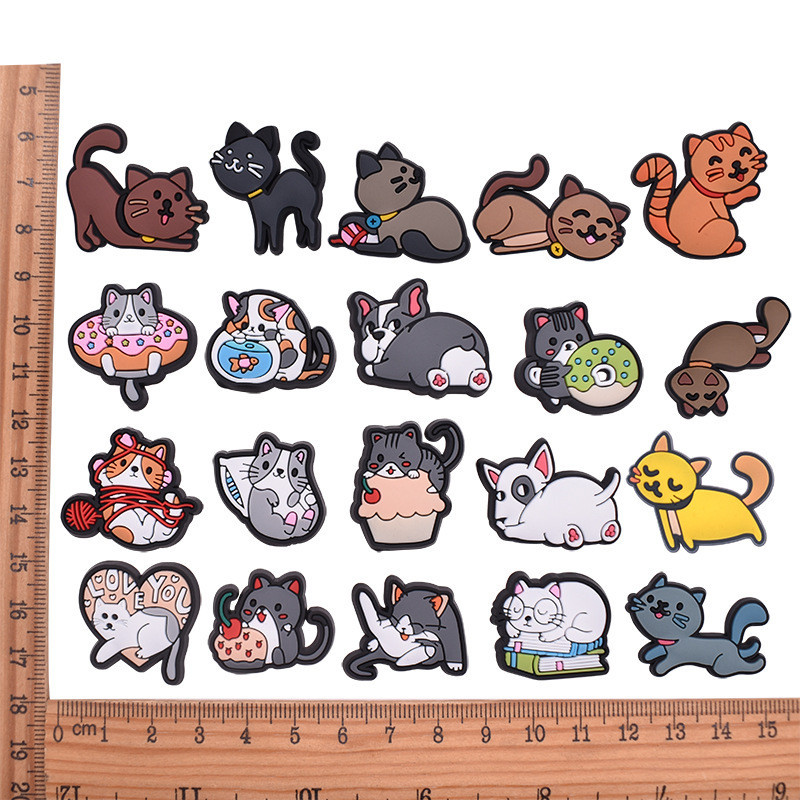 Croc Jibz สัตว์แมวน่ารักการ์ตูน Panda DIY Charms Pins PVC Clog สําหรับรองเท้า Crocs Charms