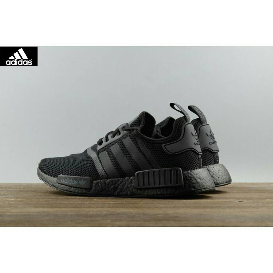 Adidas  Adias NMD R1 Triple Black S31508 all-black webshoe sneakers