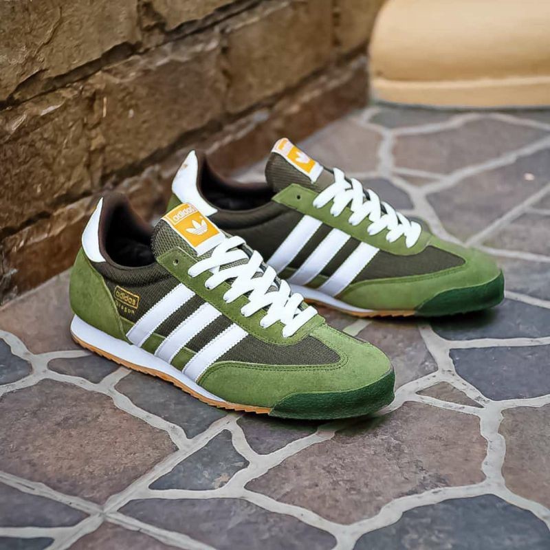 Adidas DRAGON GREEN WHITE SOLGUM รองเท้าผลิตในอินโดนีเซีย  คอลเลกชัน