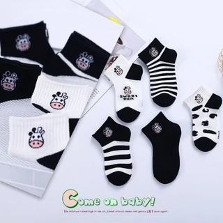 SK-067 ถุงเท้าข้อสั้น สีพื้น ขาว ดำ ลายน้องวัว แบบแฟชั่น มินิมอล ใส่สบาย