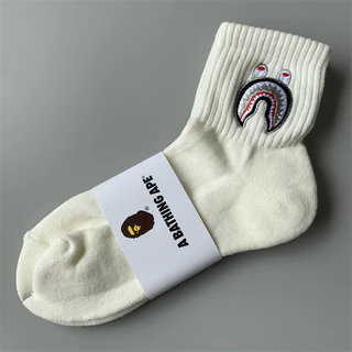 Bape ถุงเท้ากีฬา ปักลาย สีพื้น สําหรับผู้ชาย ผู้หญิง