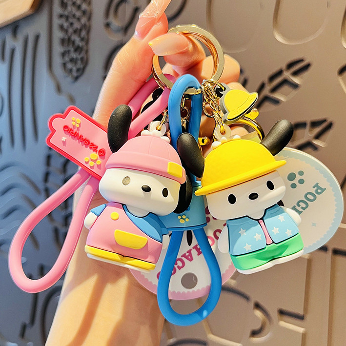 ของแท้ พวงกุญแจ จี้ห้อยกระเป๋า รูปสุนัข Sanrio Pacha เหมาะกับของขวัญ สําหรับคู่รัก