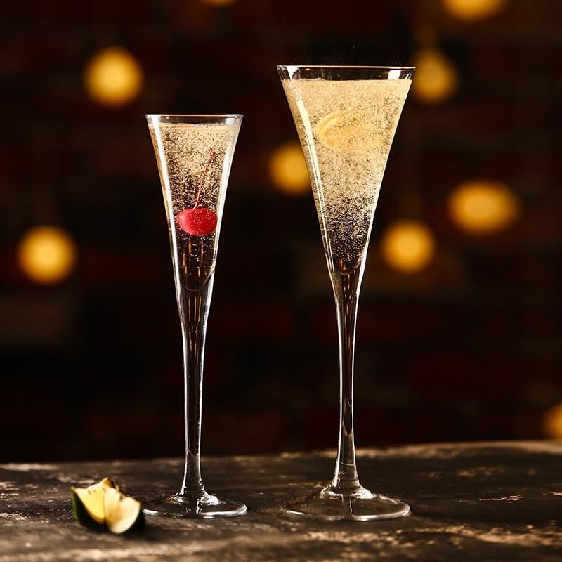 แก้วคริสตัลใส แก้วไวน์ Martini V-shape แก้วค็อกเทล Goblet แก้วแชมเปญ แก้วไวน์แดงประกาย