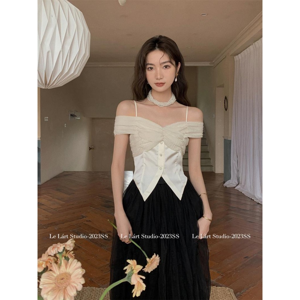 เสื้อสายเดี่ยว เปิดไหล่ข้างเดียว แต่งจับจีบ สไตล์เกาหลี แฟชั่นฤดูร้อน