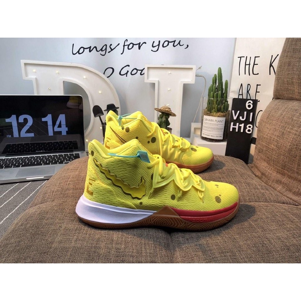 Nike Kyrie 5 รองเท้าบาสเก็ตบอล 40-46 SpongeBob SquarePanta x สําหรับผู้ชาย 2 สี