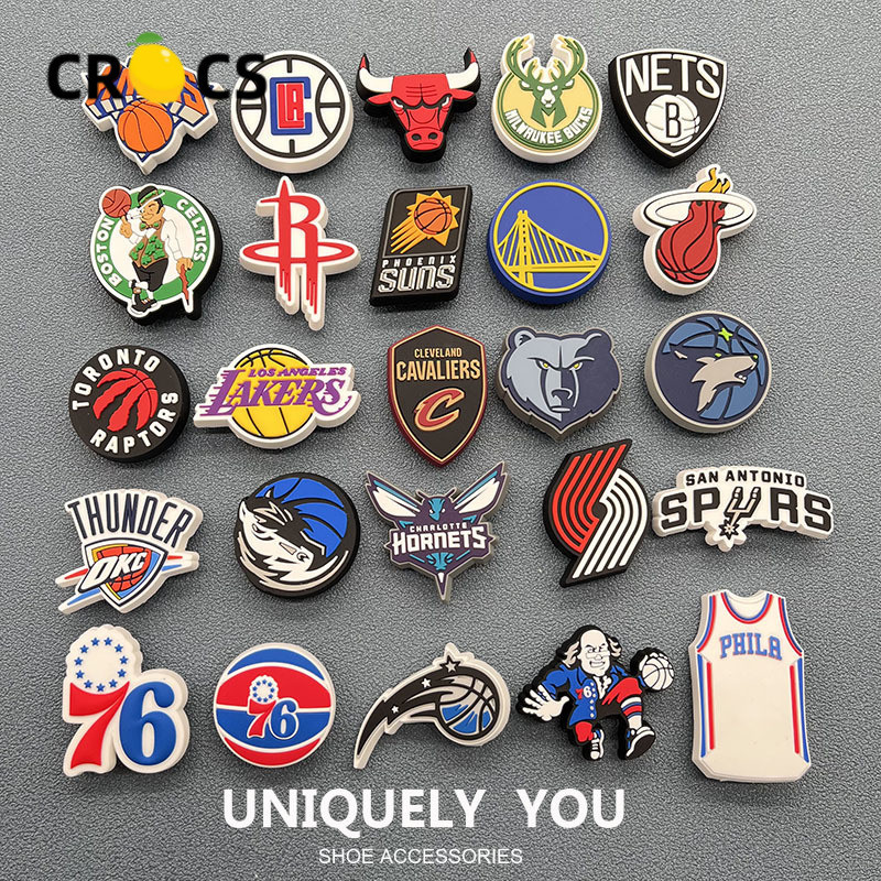 ใหม่ อุปกรณ์เสริมหัวเข็มขัด สําหรับตกแต่งรองเท้า crocs jibbitz NBA Series 2023