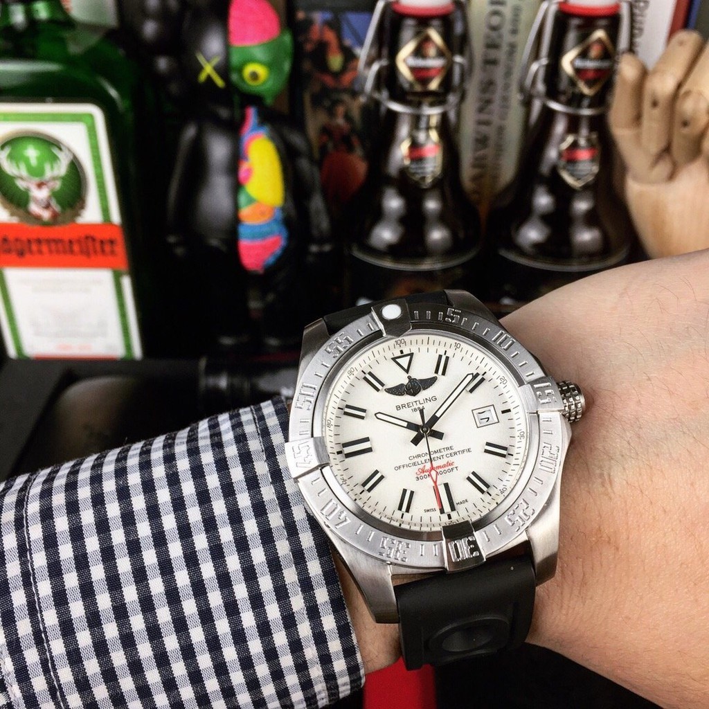 Breitling Avenger Series นาฬิกาข้อมืออัตโนมัติ สายยาง ขนาด 43 มม. สําหรับผู้ชาย