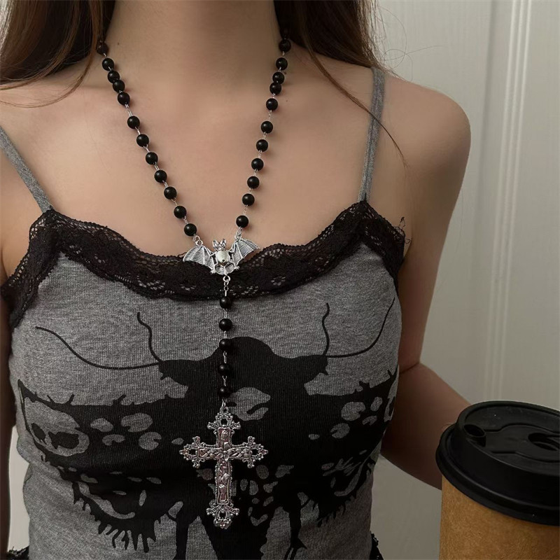 แฟชั่นเพิร์ลค้างคาวข้ามจี้สร้อยคอยาวพู่ลูกปัดเครื่องประดับสําหรับผู้หญิงวันหยุดข