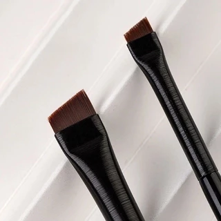 B-08✨Eyebrown brush แปรงเขียนคิ้วเเละแปรงอายไลเนอร์ 2 แบบ ขนแปรงบางพิเศษ แบบพกพา ทนทาน แต่งหน้ามืออาชีพ