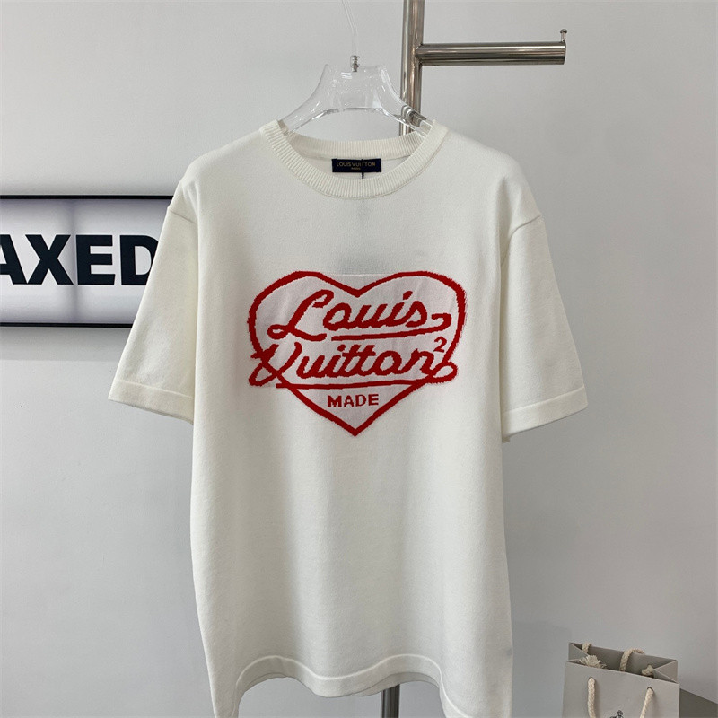 ใหม่ เสื้อแขนสั้น ผ้าถัก ลายหัวใจ สีแดง แฟชั่นฤดูใบไม้ผลิ สําหรับผู้ชาย และผู้หญิง Fgjtt