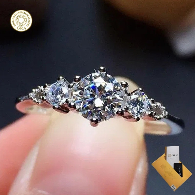 ( พร ้ อมใบรับรอง Gra ) เครื ่ องประดับแหวนแฟชั ่ น Moissanite ใหม ่ ขายส ่ ง