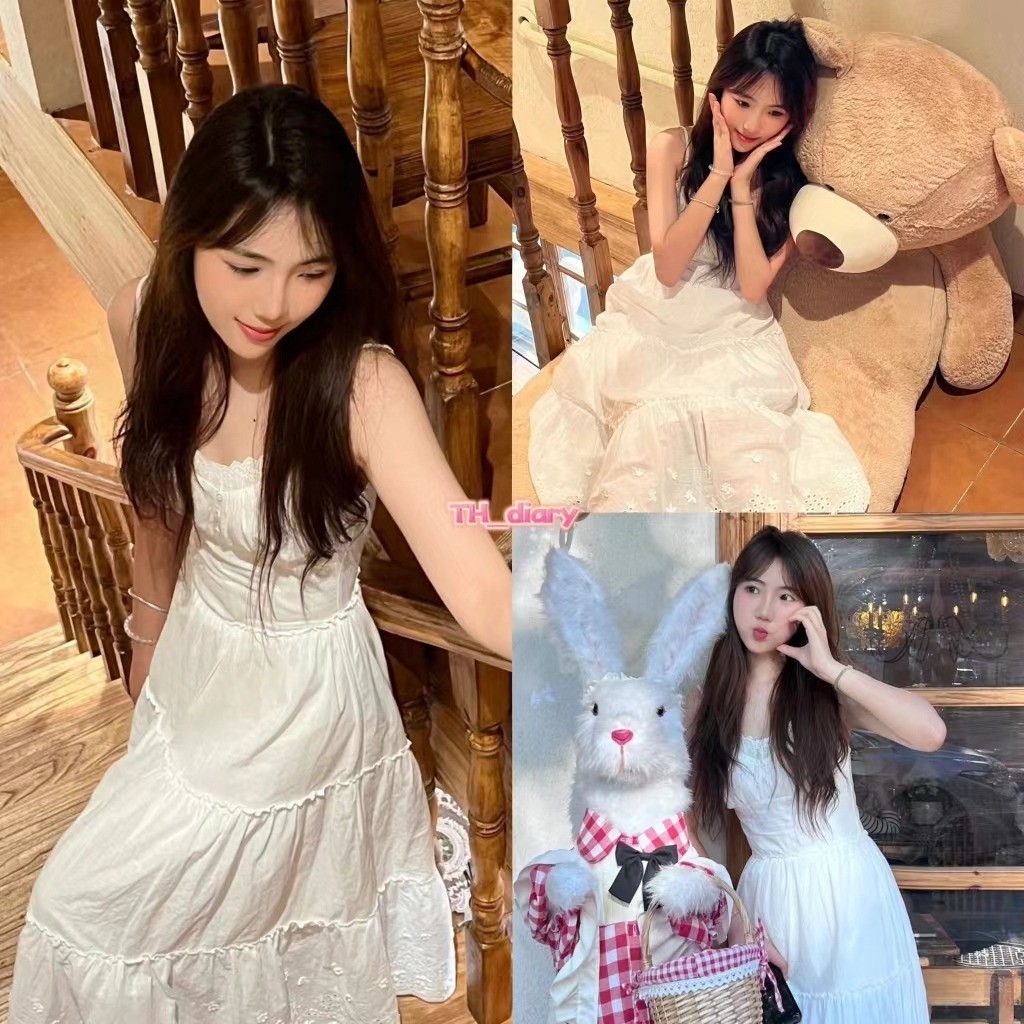 (จัดส่งจากกทม) สลิปเดรสลูกไม้สีขาว กระโปรงยาวสไตล์รีสอร์ทริมทะเลฤดูร้อนของผู้หญิง（Z225）