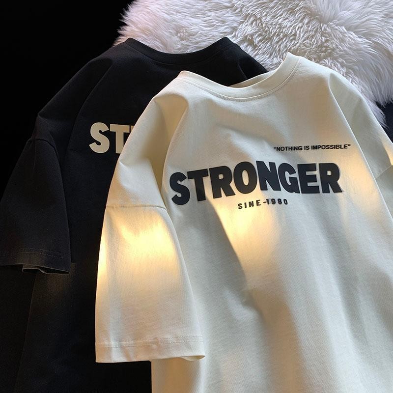 Basi เสื้อยืด ผ้าฝ้าย ไม่ยืดไม่ย้วย โอเวอร์ไซส์ ลาย "STRONGER"  เสื้อยืดคอกลอมชายหญิงแบบนิ่มใส่สบาย  สไตล์เกาหลี มินิมอล